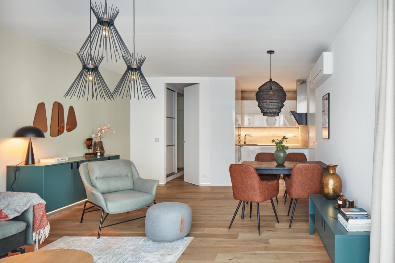 Prague Days - Stylish Apartments With Terrace - Parking - Quiet Area Dış mekan fotoğraf