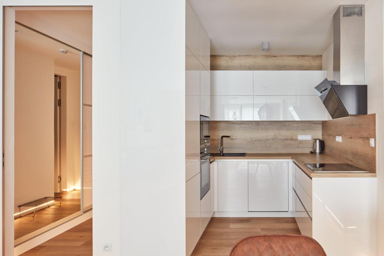 Prague Days - Stylish Apartments With Terrace - Parking - Quiet Area Dış mekan fotoğraf